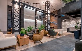 Bridge Hotel